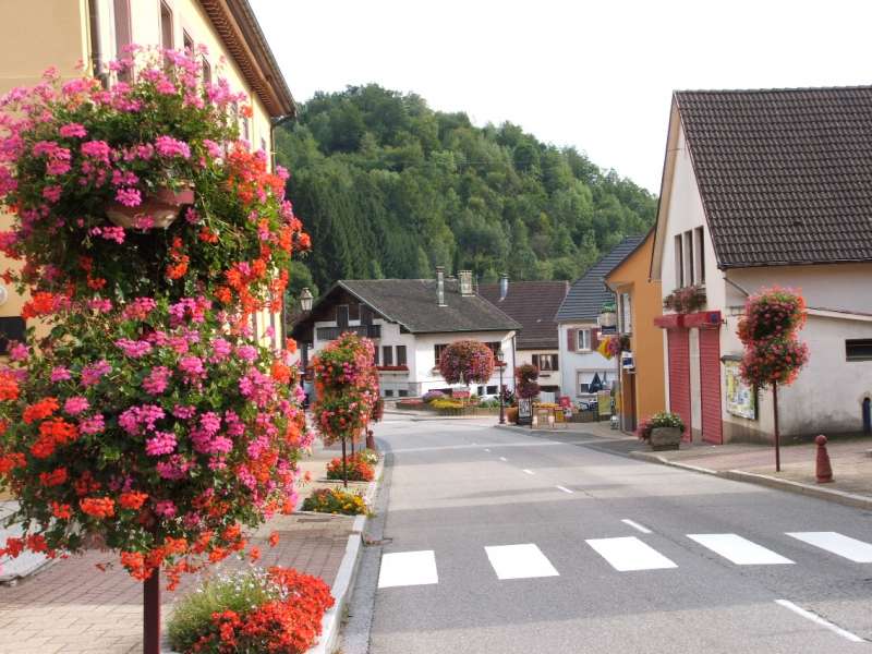 Centre village 